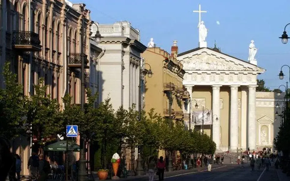 Czy na Litwie jest bezpiecznie? Odkryj zagrożenia i porady dla turystów