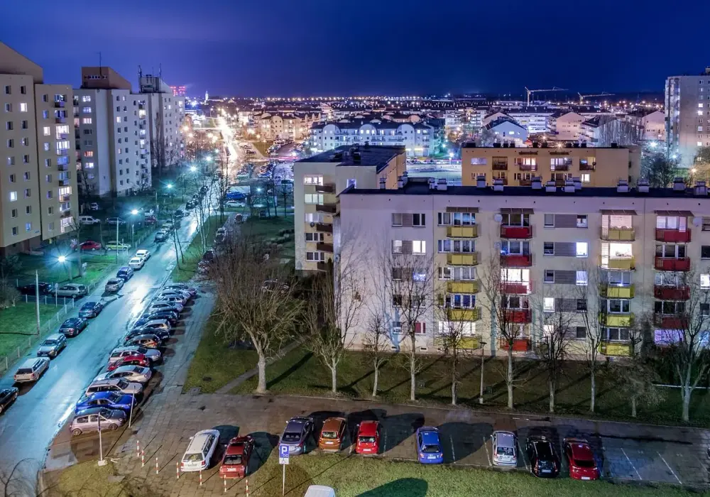 Czym ogrzewać mieszkanie w bloku? Sprawdź najtańsze opcje ogrzewania