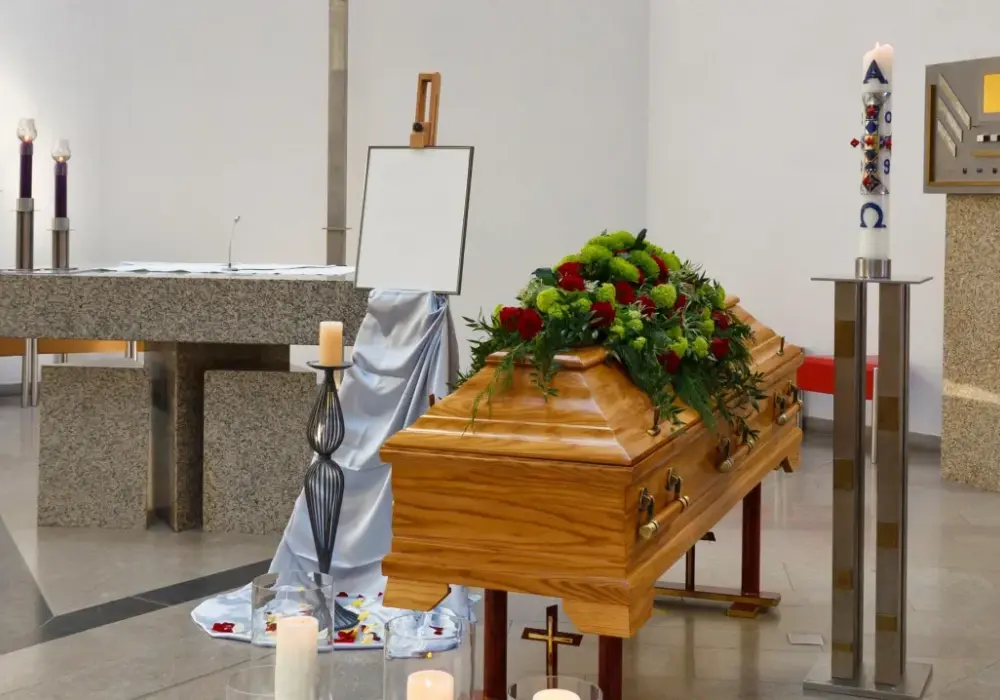 Ile zarabia żałobnik w Polsce - Konkretne stawki i widełki płacowe