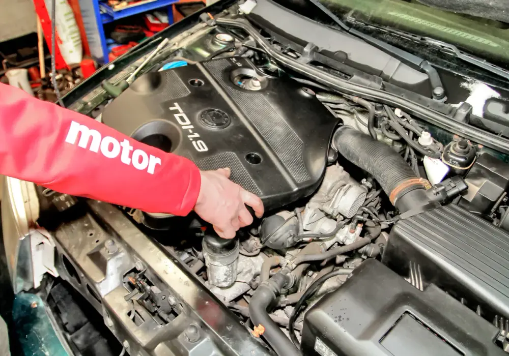 Gdzie jest termostat Golf 5 1.9 TDI? Lokalizacja i objawy awarii