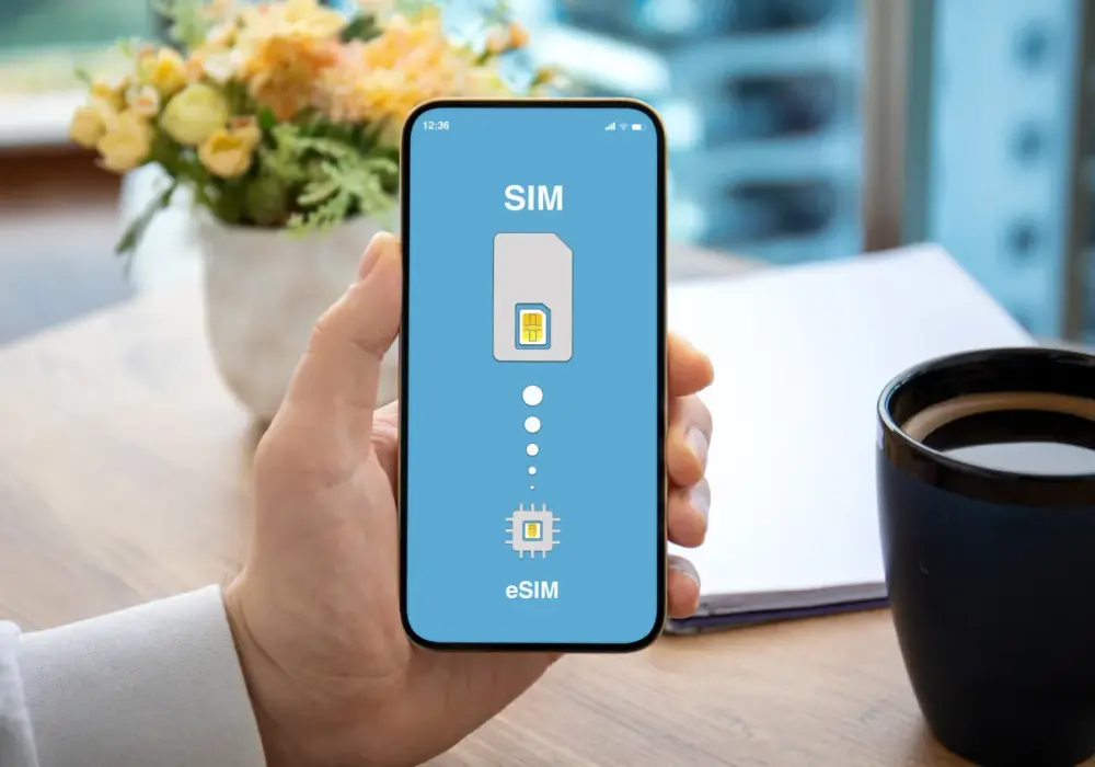 eSIM – czy warto? Poznaj wady i zalety cyfrowej karty SIM