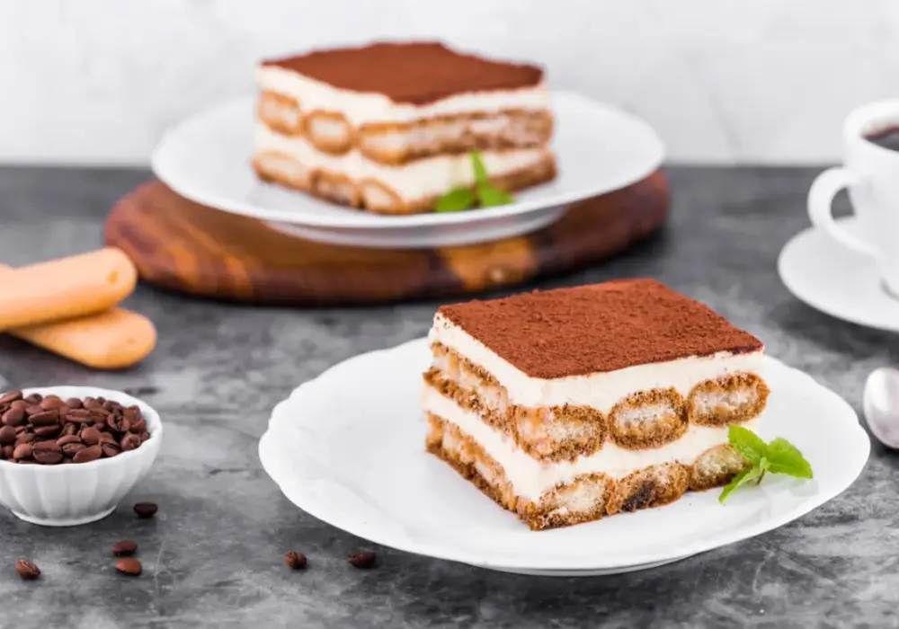 Czym posypać tiramisu, aby zachwycić smakiem i wyglądem?