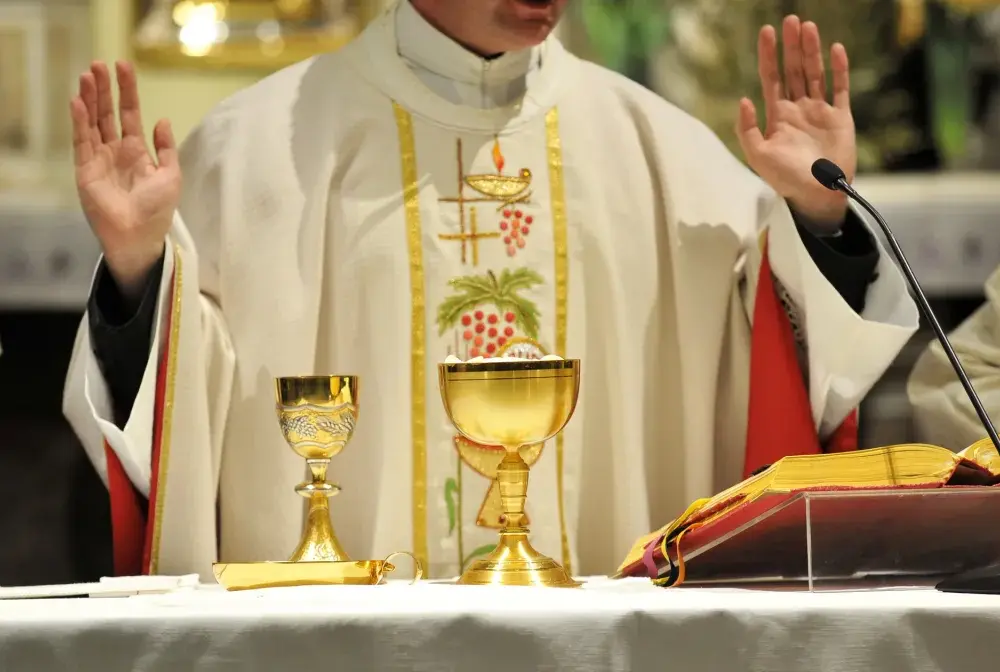 Credo - Skład Apostolski vs. Nicejskie. Jak się modlić?