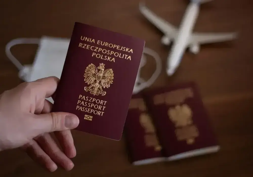 Ile się czeka na paszport - Sprawdź aktualne terminy i status online