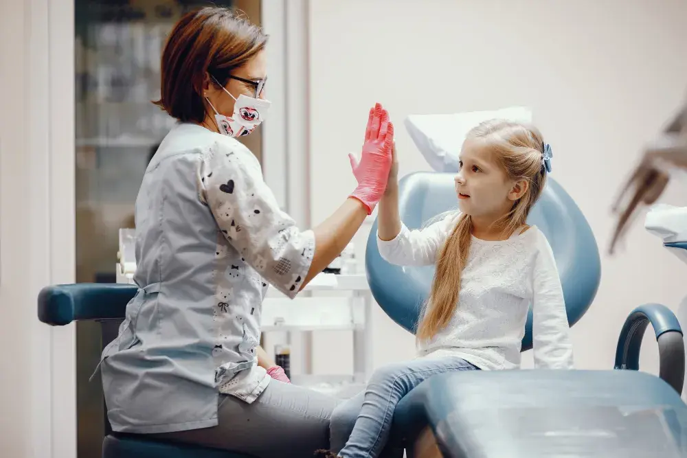 Jak przekonać dziecko do dentysty bez stresu i lęku?