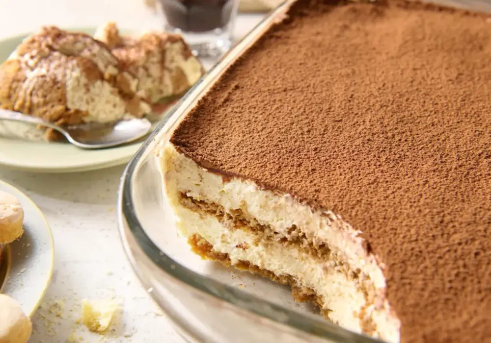 Najprostsze Tiramisu - Idealny przepis bez pieczenia i jajek!