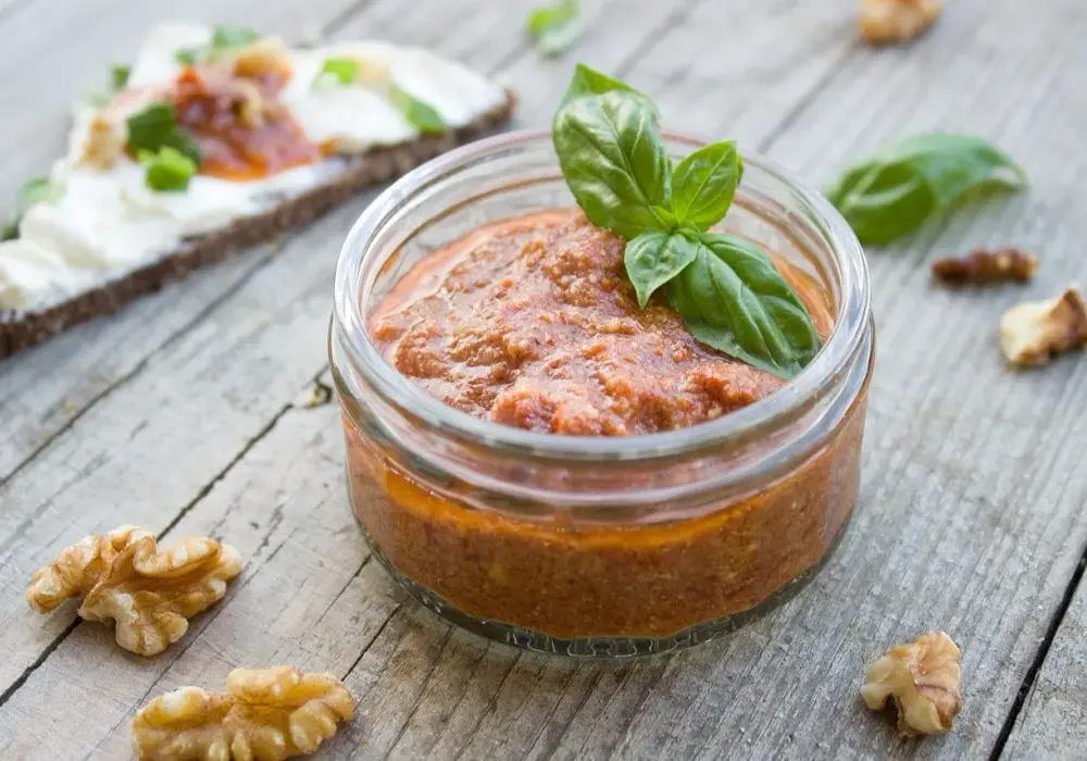 Pesto Rosso - Sycylia w słoiku? Przepis i zastosowania