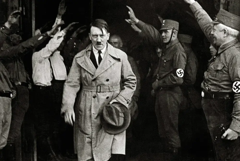 Jak Hitler doszedł do władzy - zaskakujące przyczyny i konsekwencje