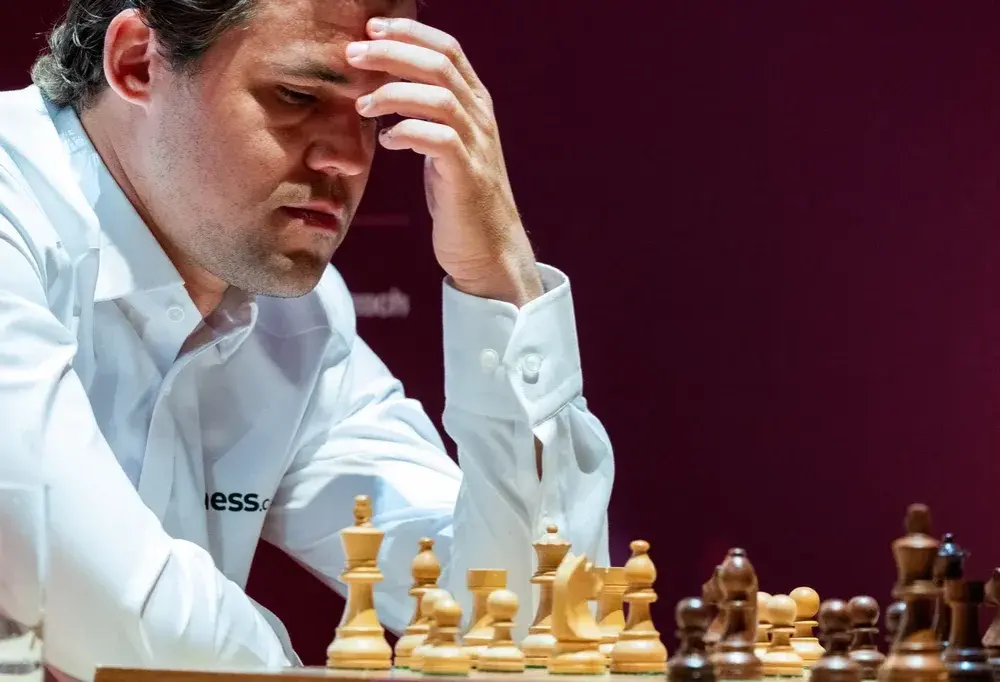 Carlsen czy Kasparov? Kto naprawdę jest królem szachów? Analiza