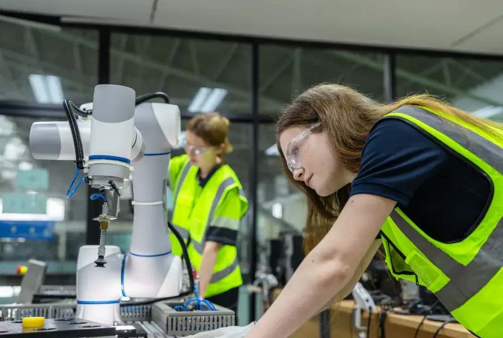 Technikum w domu? Jak to działa i czy warto - Poradnik