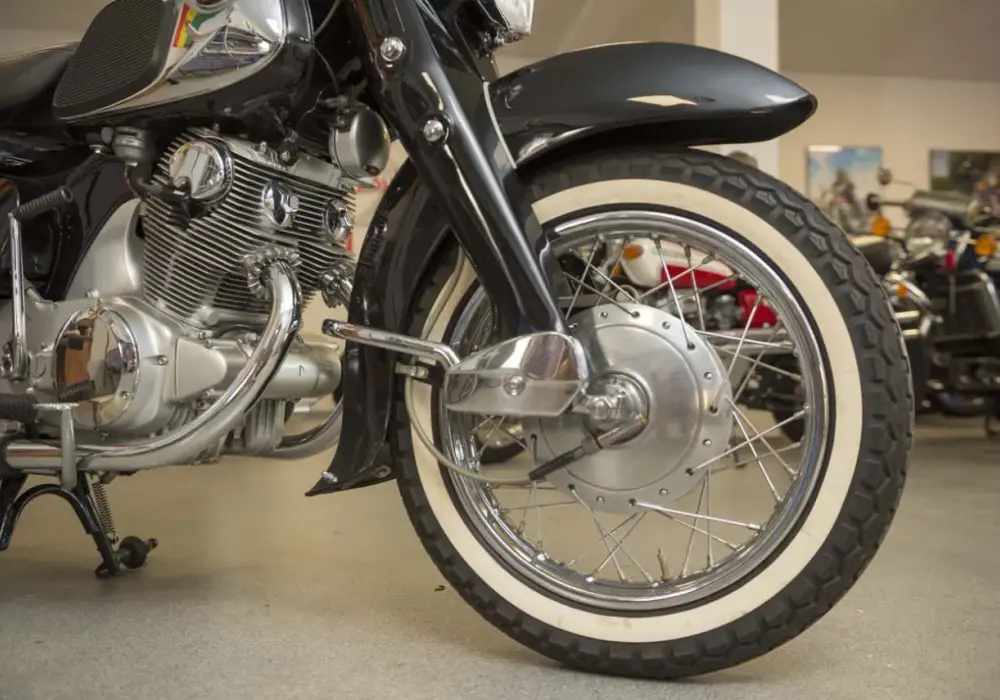 Honda Dream 125 - czy warto kupić ten prosty motocykl?