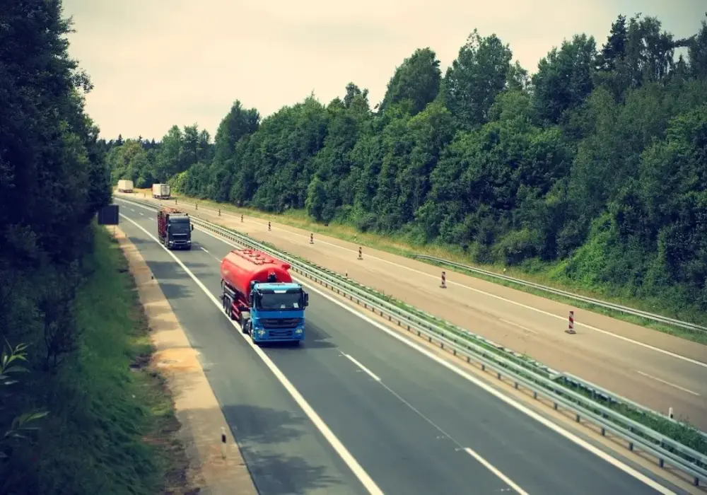 Od kiedy darmowe autostrady w Polsce? Sprawdź, które trasy są bez opłat