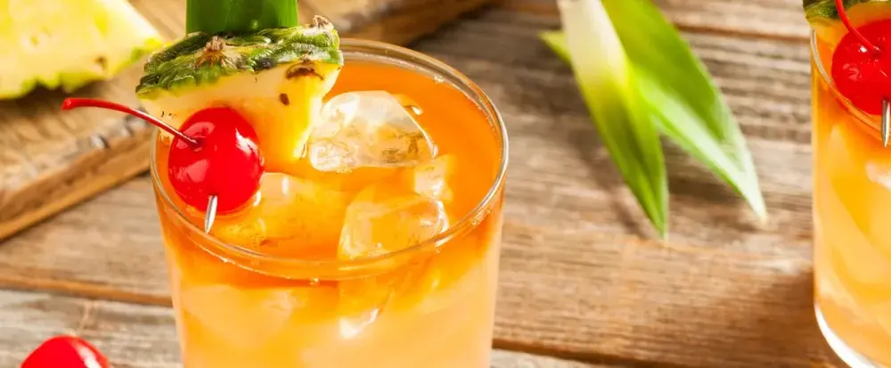 Jak przygotować idealny mai tai drink – historia, składniki i smak