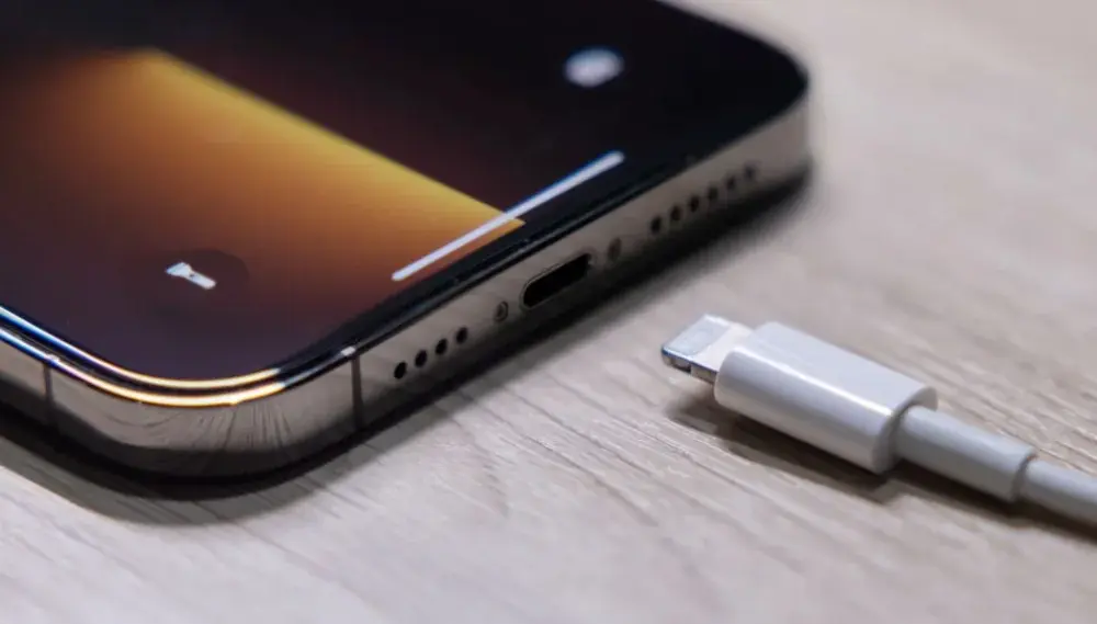 Gdzie kupić ładowarkę do iPhone? Odkryj najlepsze oferty i modele