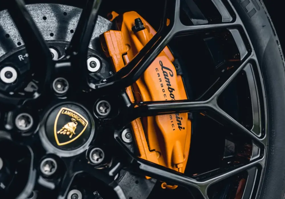 Z jakiego kraju pochodzi Lamborghini - odkryj włoską legendę motoryzacji