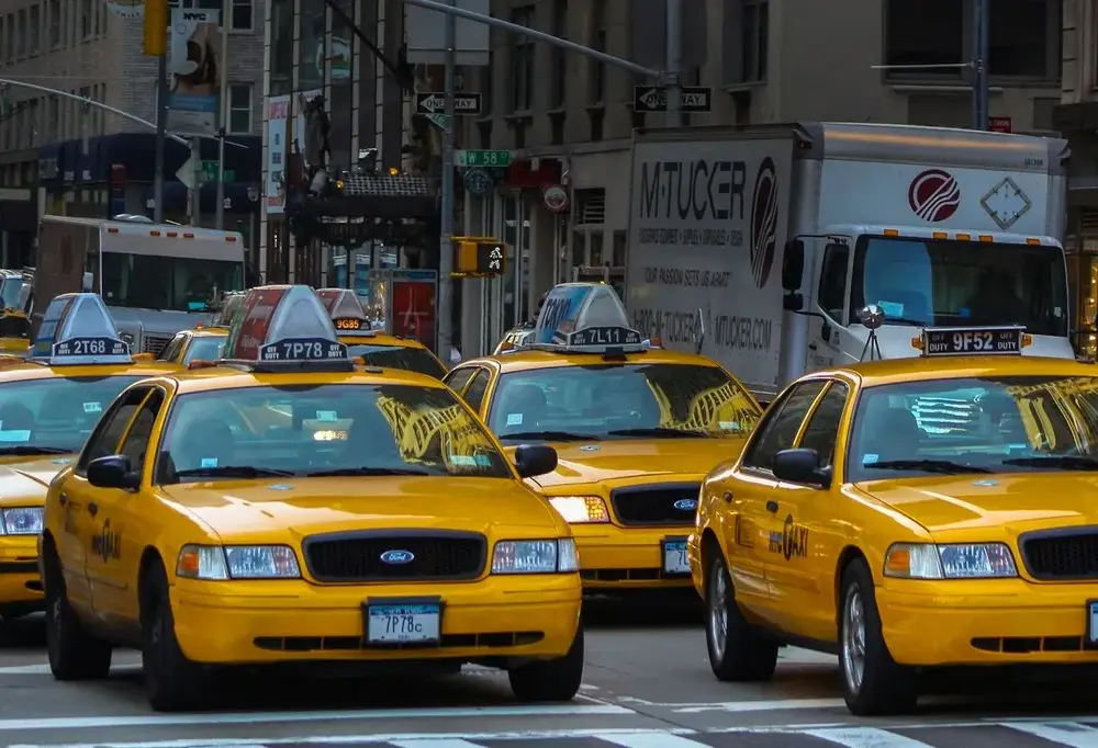 Gdzie obejrzeć Taxi 2? Sprawdź najlepsze opcje i ceny teraz
