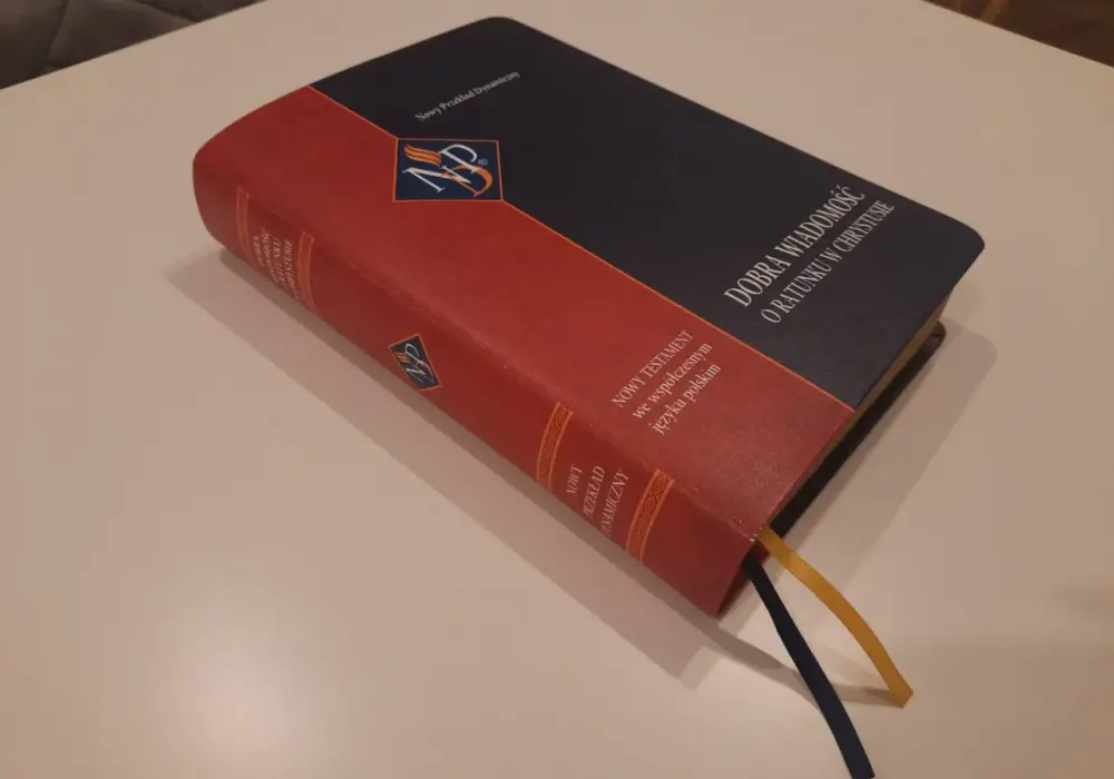 Przekład Biblii do modlitwy i studium - jak wybrać?