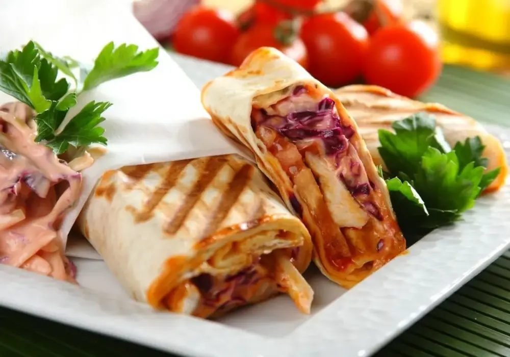Jak zrobić idealne ciasto na kebab – prosty przepis krok po kroku