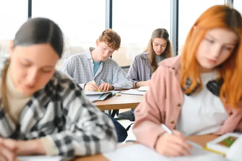 Ile trwa matura z angielskiego? Czas trwania i ważne informacje