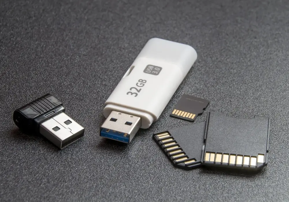 Zdjęcia z chmury na pendrive - Poradnik krok po kroku