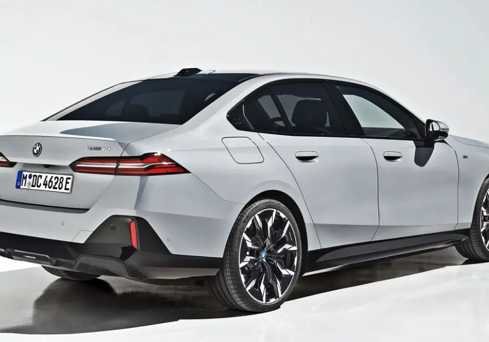 BMW Seria 5 - jak wybrać napęd i nadwozie?
