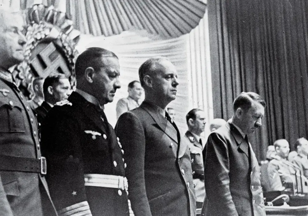 Jakie funkcje pełnił Hitler? Kluczowe role i ich tragiczne skutki