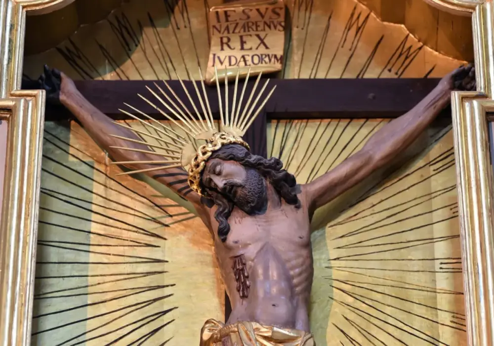 Ile trwa liturgia Wielkiego Piątku? Zaplanuj swój czas!