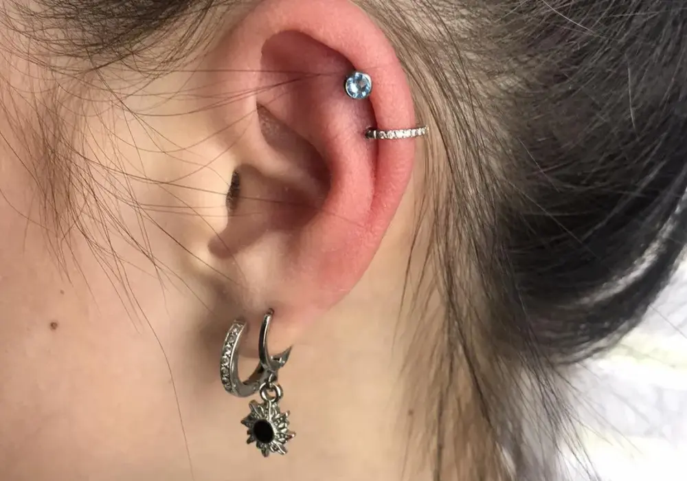 Najlepsze salony piercingu w Warszawie – gdzie bezpiecznie zrobić piercing?