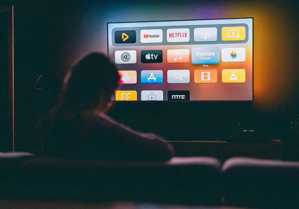 Jak wybrać odpowiednią platformę streamingową dla Twoich preferencji filmowych?