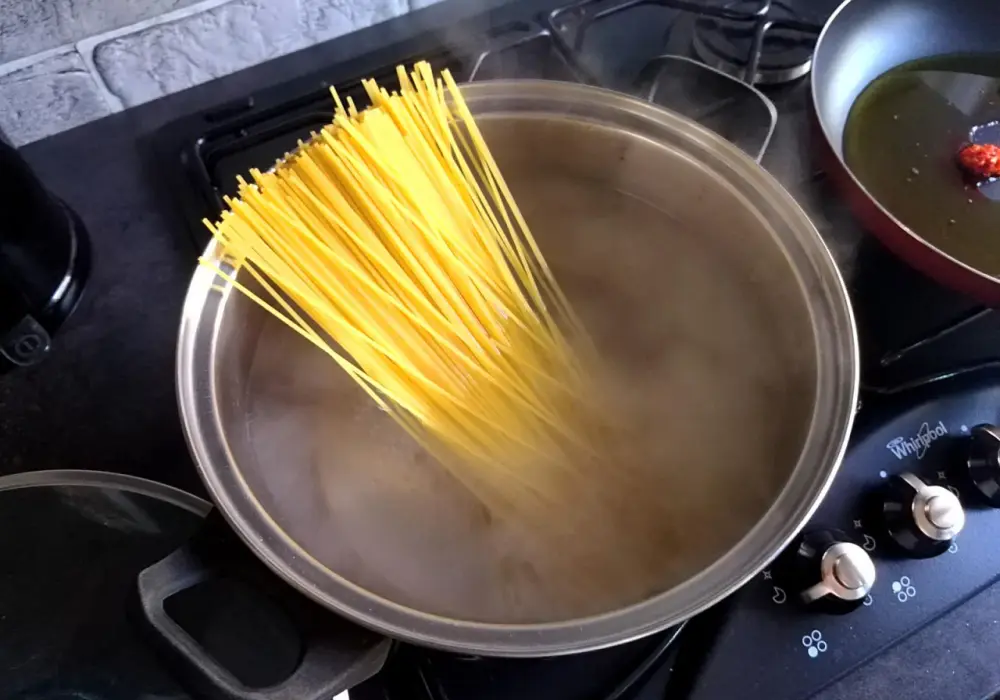 Jak gotować makaron spaghetti perfekcyjnie, unikając błędów