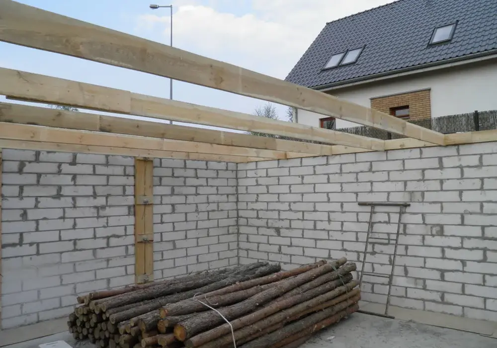 Jak zbudować piwnicę z bloczków betonowych: krok po kroku