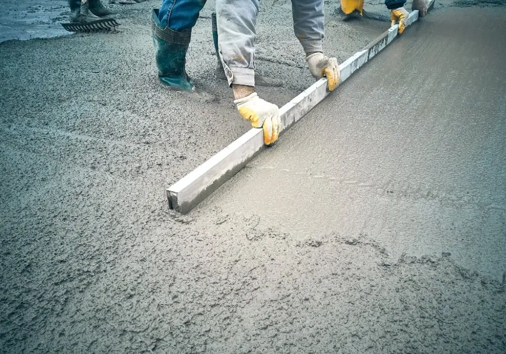 Jaki cement na posadzkę w garażu? Wybierz najlepszy rodzaj