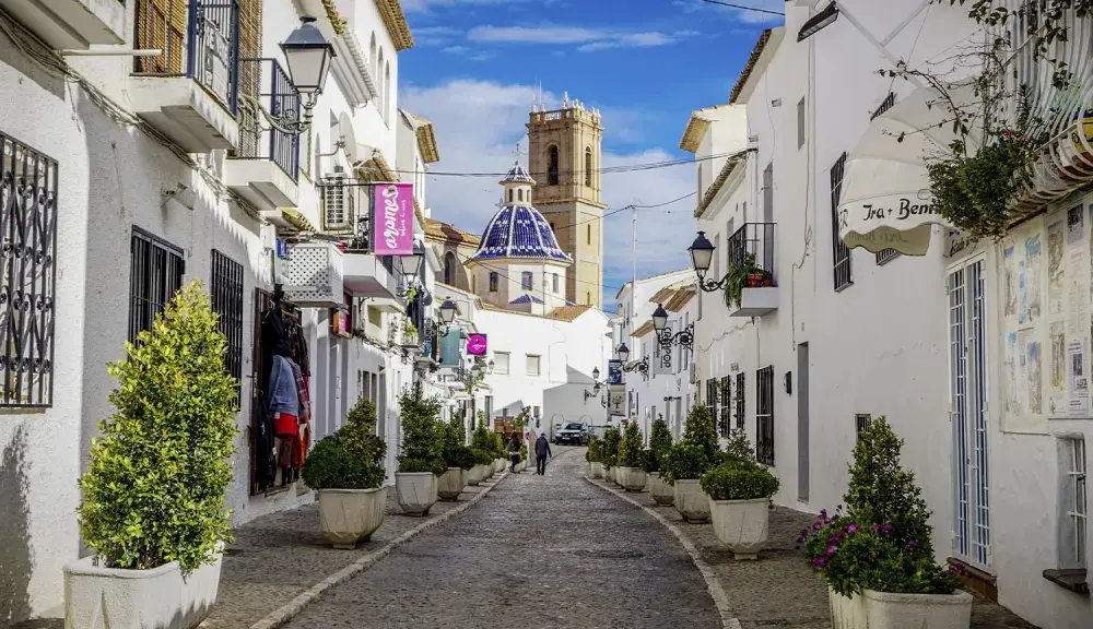 Altea w prowincji Alicante Hiszpania - magiczne miasteczko na Costa Blanca