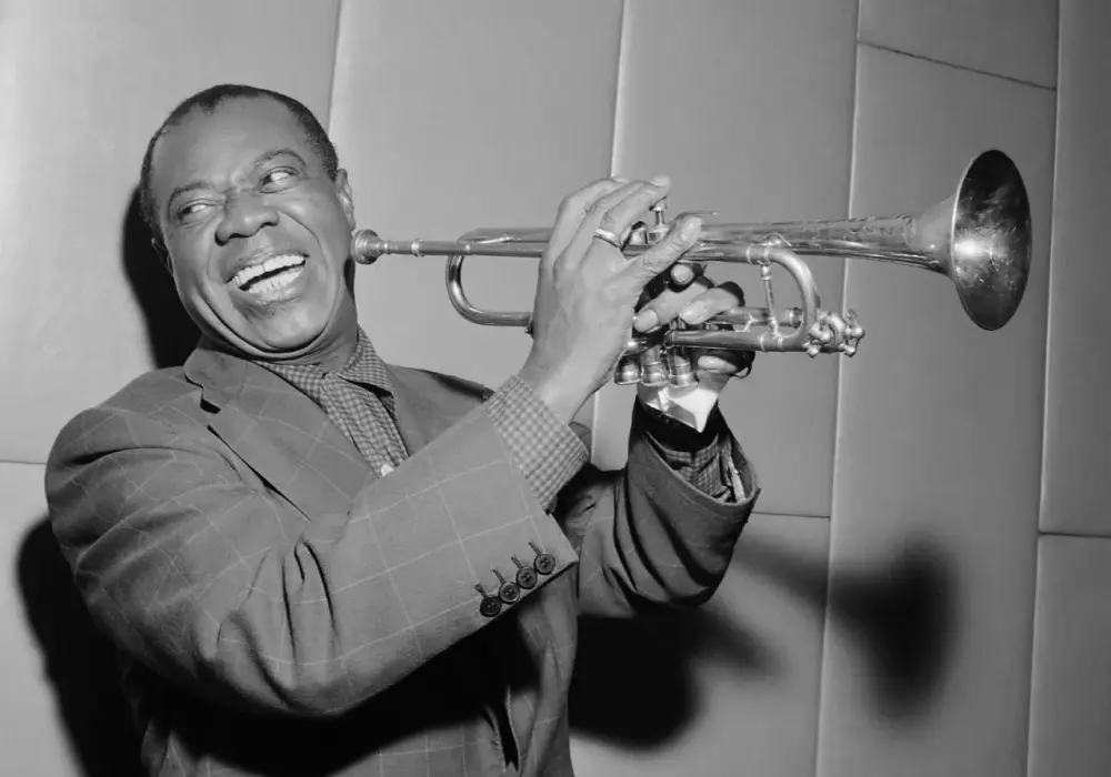 Louis Armstrong kolarz? Poznaj prawdę o słynnym muzyku jazzowym