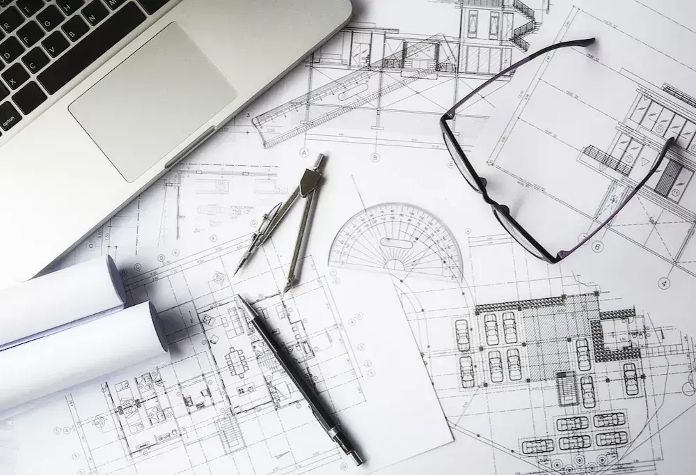 Co warto wiedzieć o współpracy z architektem przy budowie domu?