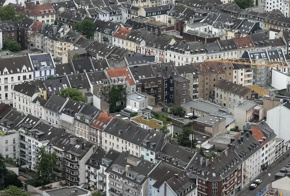 Gdzie inwestować w nieruchomości za granicą, aby uniknąć strat?