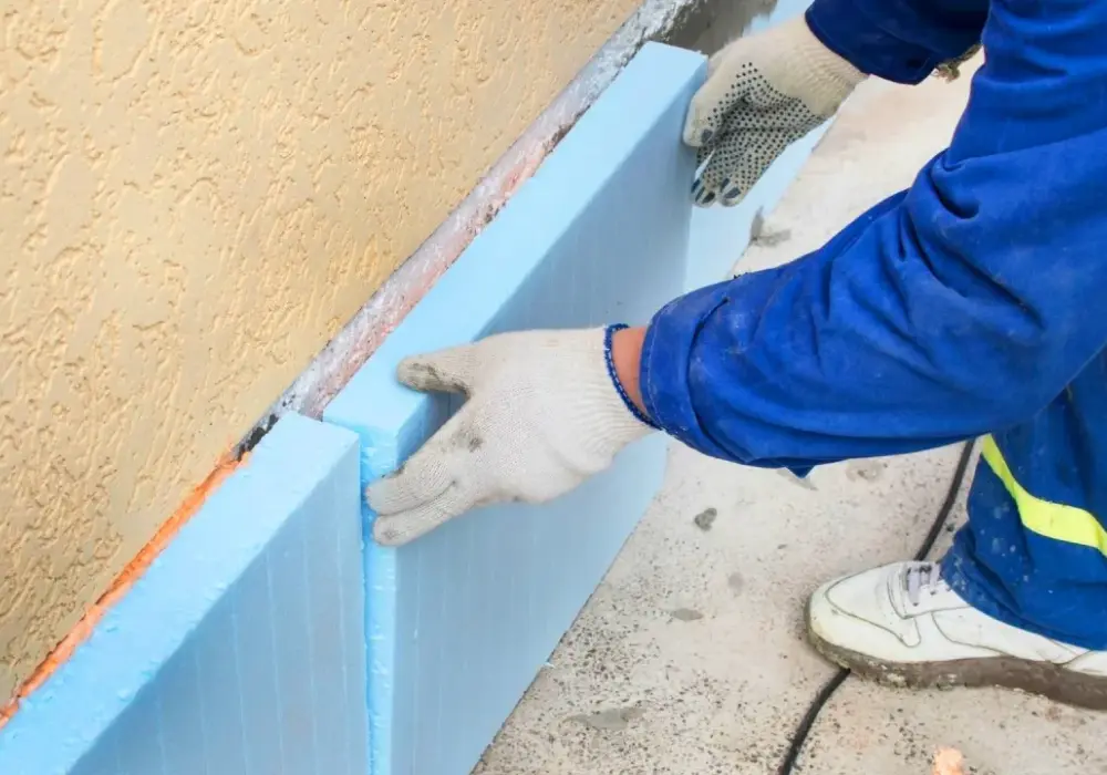 Styrodur czy styropian na fundamenty - który materiał wybrać dla lepszej izolacji?