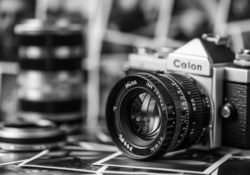 Aparat analogowy - Film 35 mm czy średni format? Porównanie