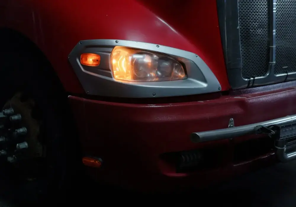 Ile pali ciężarówka na 100 km? Sprawdź, jak zredukować koszty!