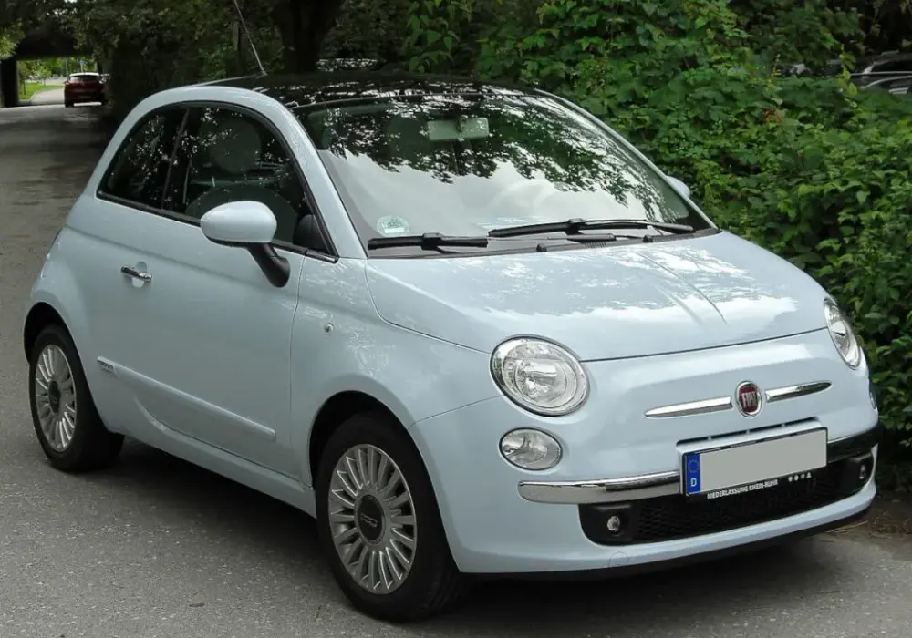 Jakie auto dla kobiety wybrać, aby cieszyć się komfortem i bezpieczeństwem?