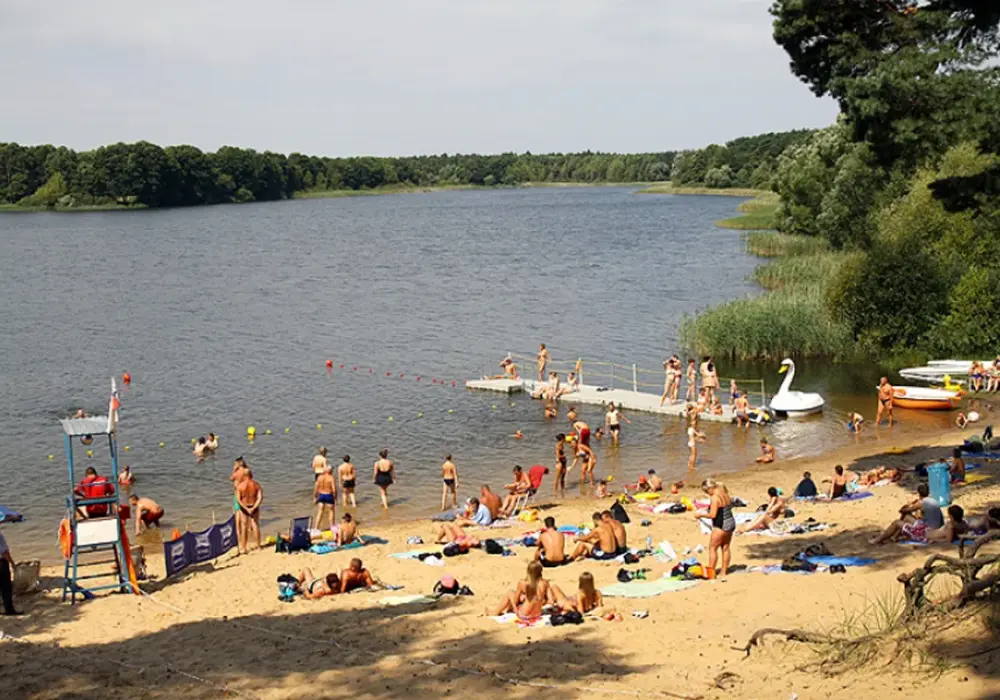 Jezioro Wikaryjskie - najlepsze atrakcje i plaże na letni wypoczynek
