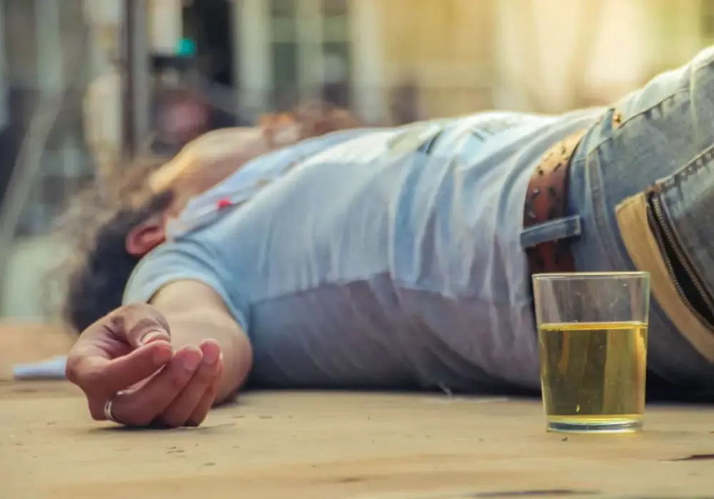 Czy do alkoholika można wezwać pogotowie w sytuacji zagrożenia?