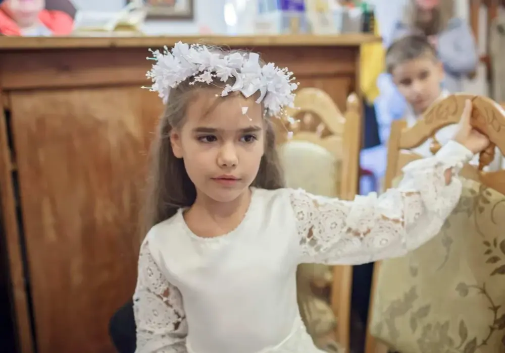 Ile na komunię? Odpowiednie kwoty i pomysły na prezenty