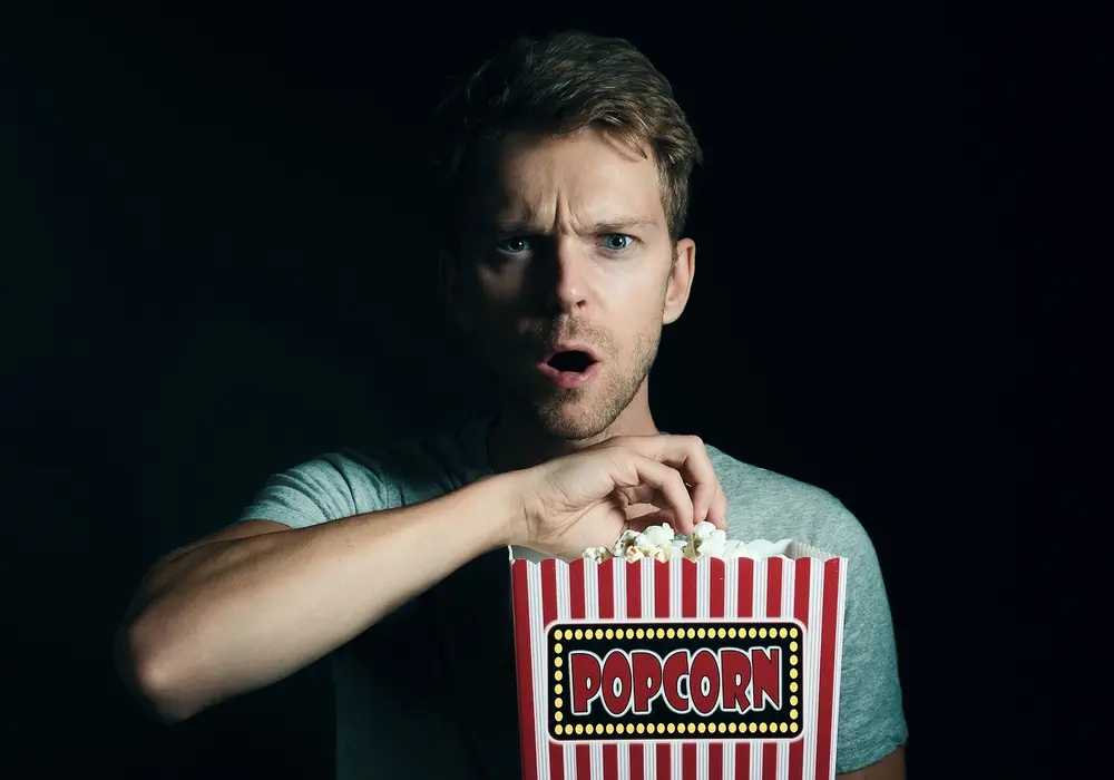 Wpływ filmów na kulturę popularną: Jak filmy kształtują naszą percepcję?