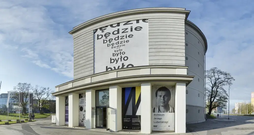 Muzeum sztuki współczesnej Wrocław - godziny otwarcia i wystawy, które musisz zobaczyć