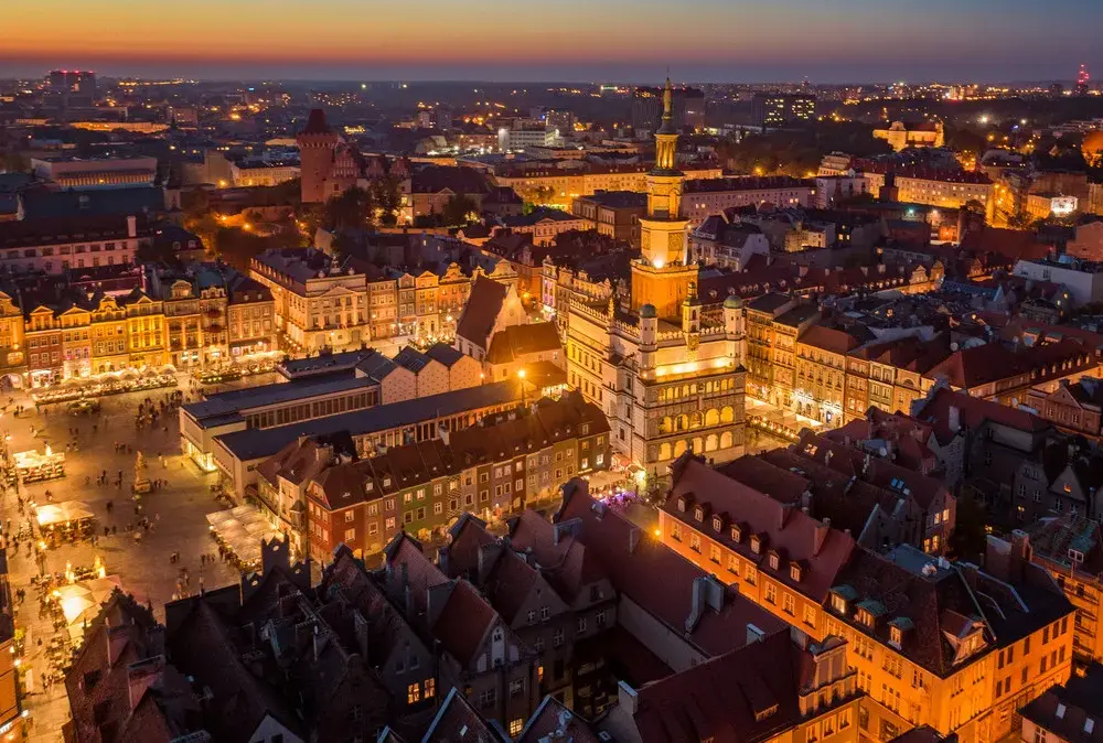 FOTO-AS Poznań: Kompleksowe usługi fotograficzne na Słowiańskiej