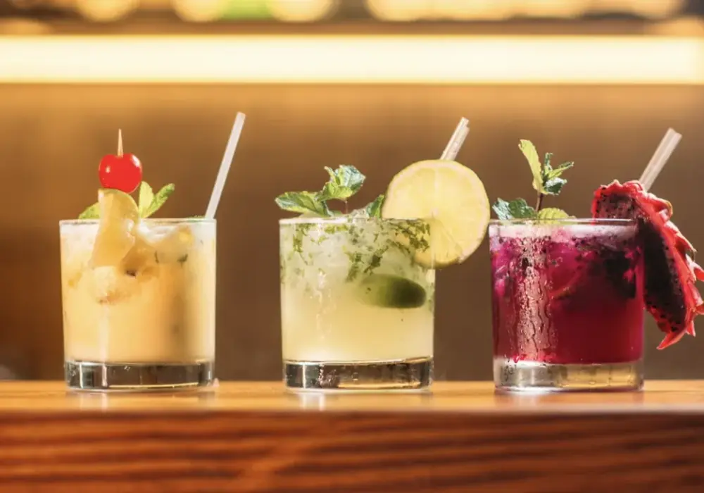 Najlepsze drinki barowe inspirowane wieczorami gier