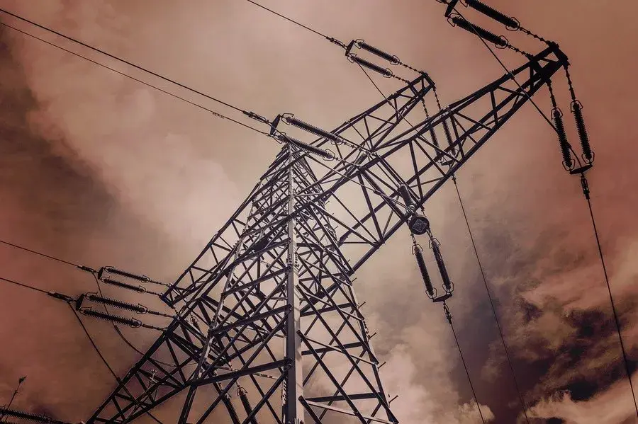 Gdzie nie ma prądu – aktualne awarie i miejsca bez dostępu do energii