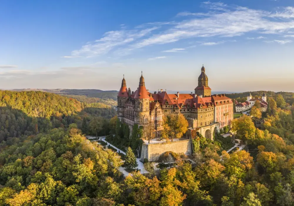 Zamki w okolicy Wrocławia: odkryj ukryte skarby Dolnego Śląska