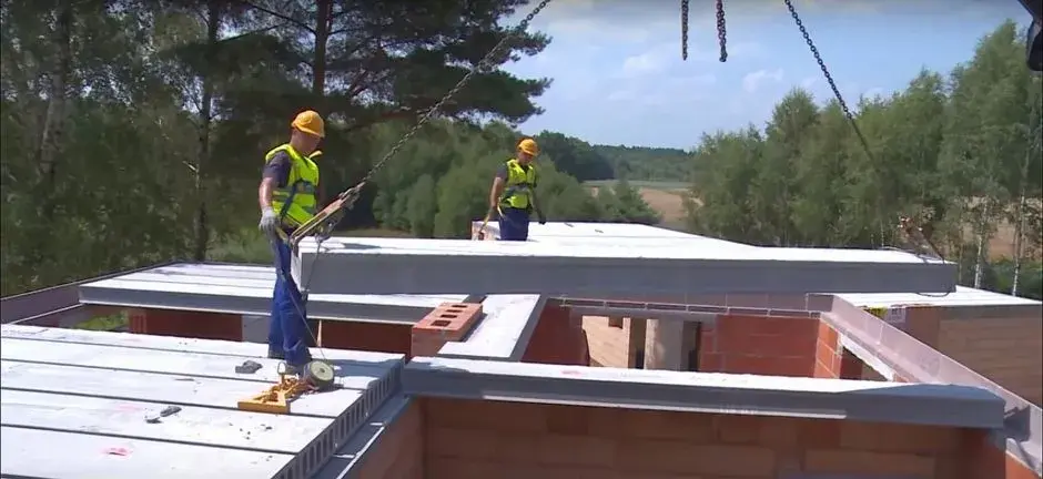 Jakie temperatury są bezpieczne do betonowania stropów? Uważaj na błędy!
